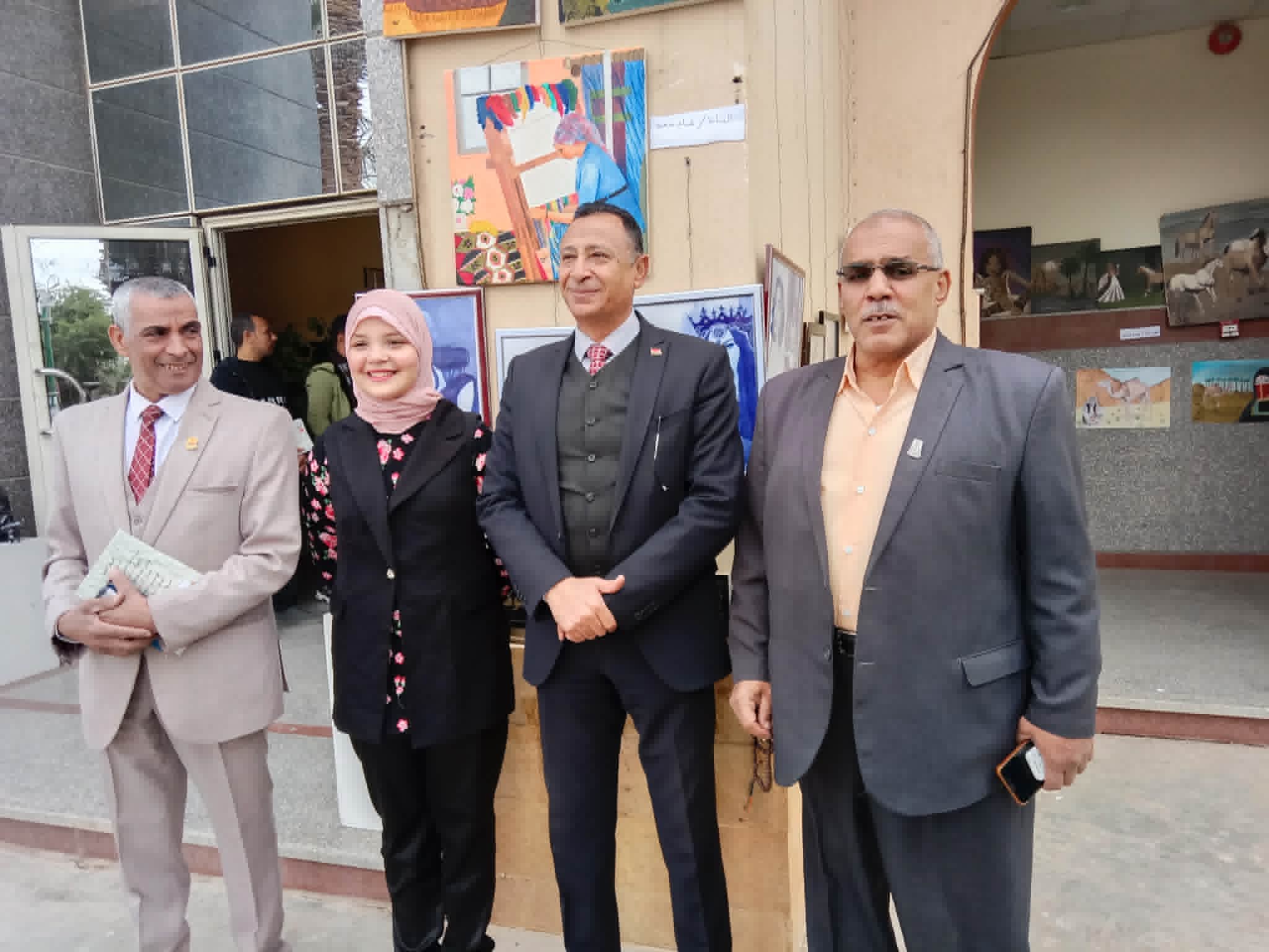 نورهان دوقدوق.. زهرة تتفتح في بستان الإبداع من الوادي الجديد 4 الزهرة 24 2