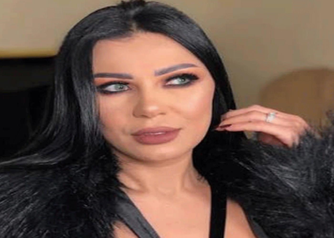 فيديو مني ممدوح.. وتفاصيل قضية خدش الحياء 1 الفنانة مني ممدوح