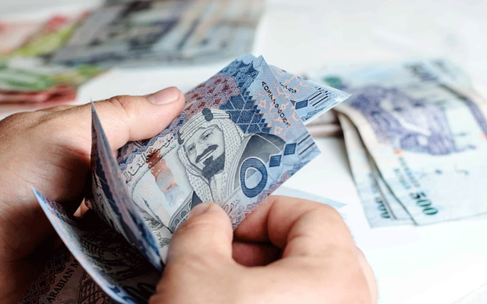 سعر الريال السعودي مقابل الجنيه المصري اليوم.. تحديث شامل في البنوك والسوق | نوفيرا 2 5 سعر الريال السعودي مقابل الجنيه المصري اليوم - مجلة نوفيرا 24